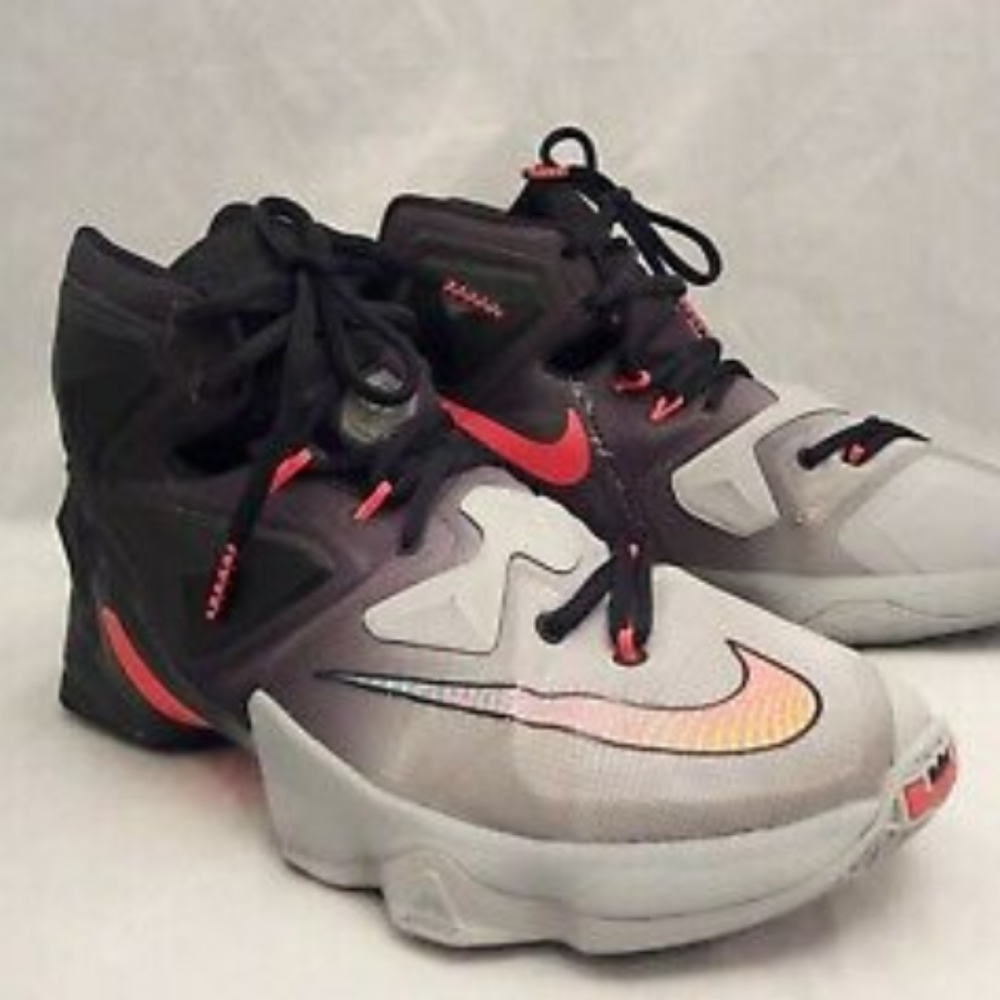 LeBron James xlll zoom akronite Athletic Shoes